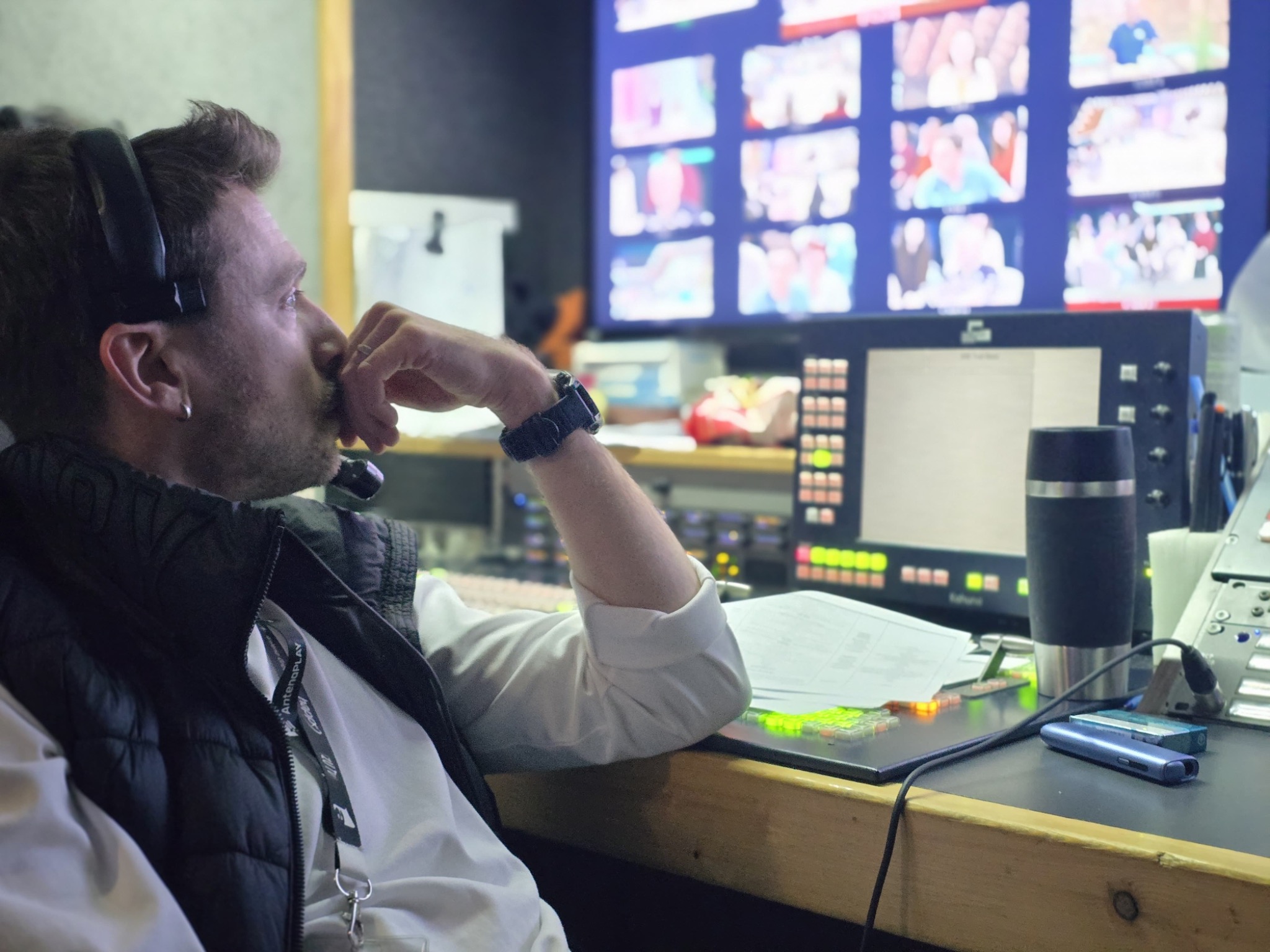 Vladimir Dembinski directing MediCOOL from the control room